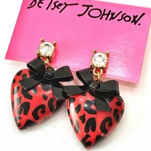 Betsey Johnson ‘School Girl’ Leopard Print Heart Earrings HTF!